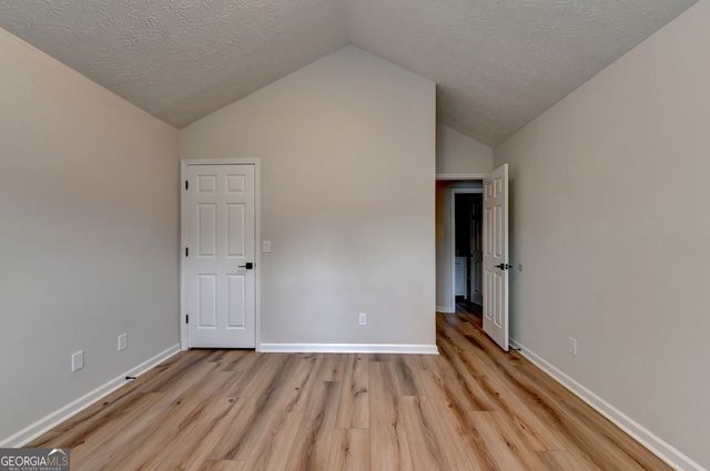1581 Highland Bluff Court, Suwanee, GA 30024
