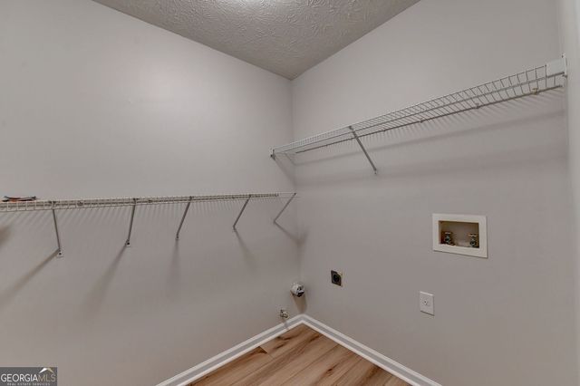 1581 Highland Bluff Court, Suwanee, GA 30024