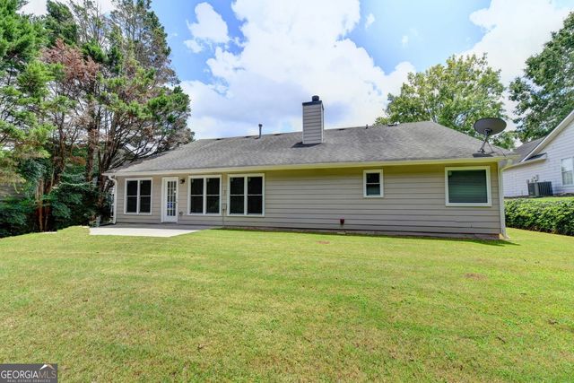 1581 Highland Bluff Court, Suwanee, GA 30024