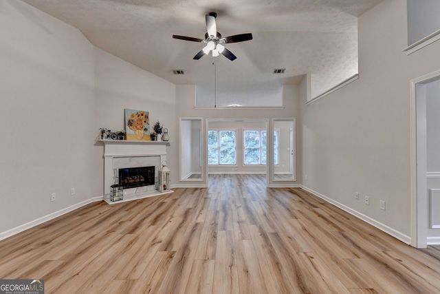 1581 Highland Bluff Court, Suwanee, GA 30024