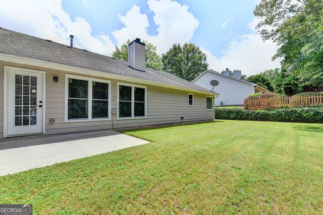 1581 Highland Bluff Court, Suwanee, GA 30024