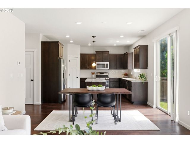 8702 Sw VALE Ct, Wilsonville, OR 97070