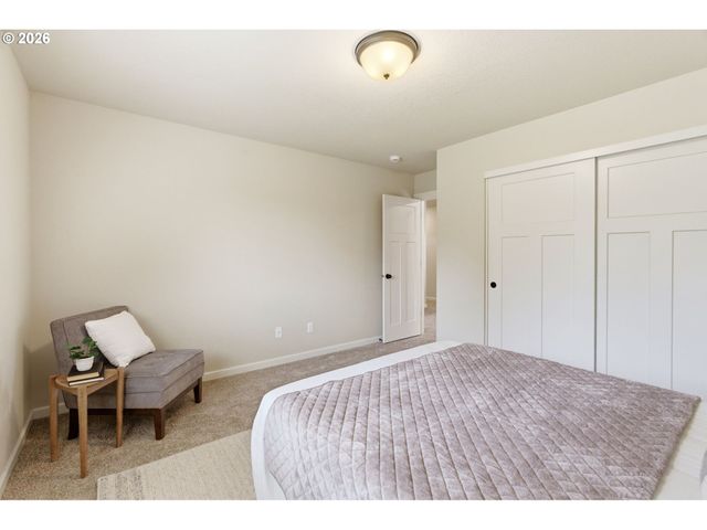 8702 Sw VALE Ct, Wilsonville, OR 97070