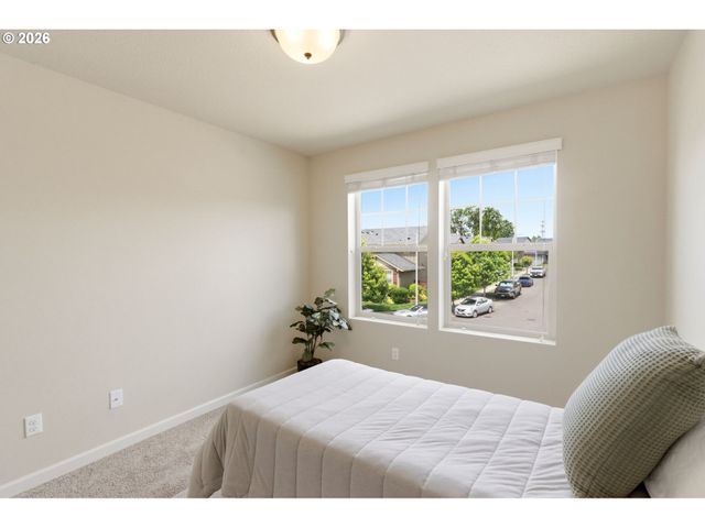 8702 Sw VALE Ct, Wilsonville, OR 97070