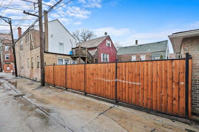 2814 W 25th Place, Chicago, IL 60623