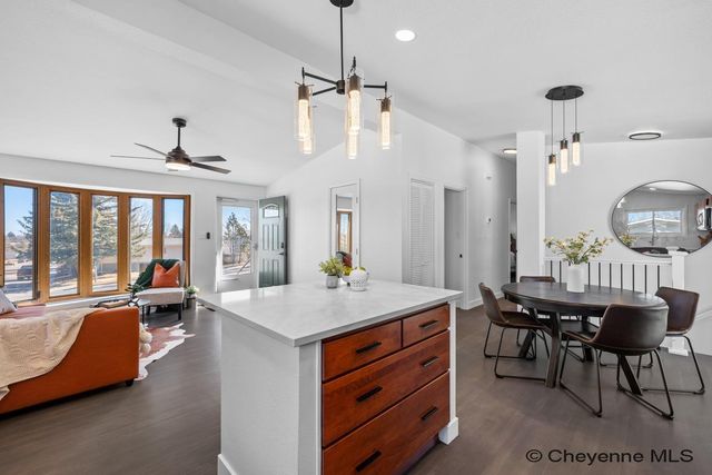 5048 REDMOND RD, Cheyenne, WY 82009