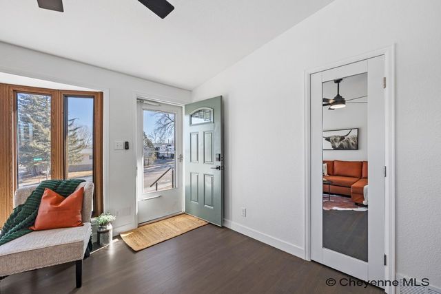 5048 REDMOND RD, Cheyenne, WY 82009