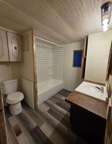 915 Fur Avenue, Wisconsin Dells, WI 53965