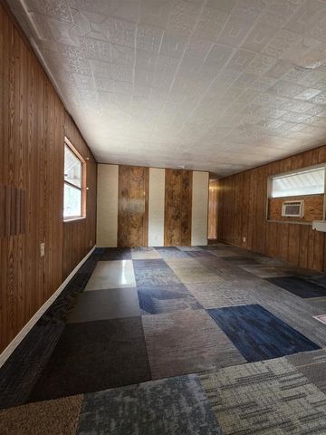 915 Fur Avenue, Wisconsin Dells, WI 53965