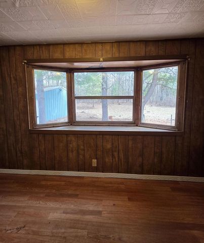 915 Fur Avenue, Wisconsin Dells, WI 53965