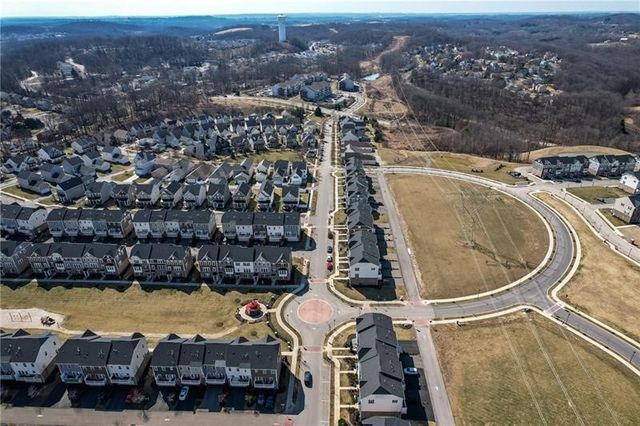 600 Amarth Lane, Cranberry Twp, PA 16066