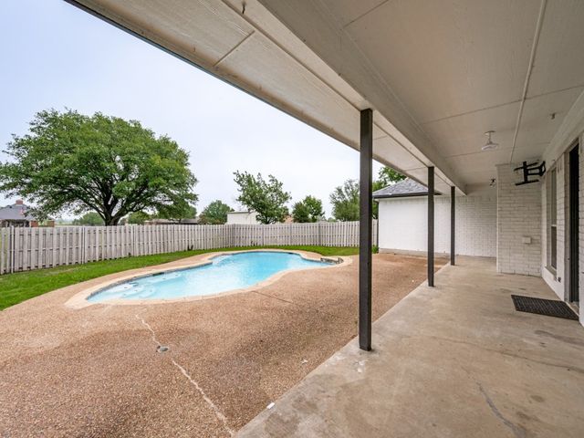 209 Schreiber Drive, Haslet, TX 76052