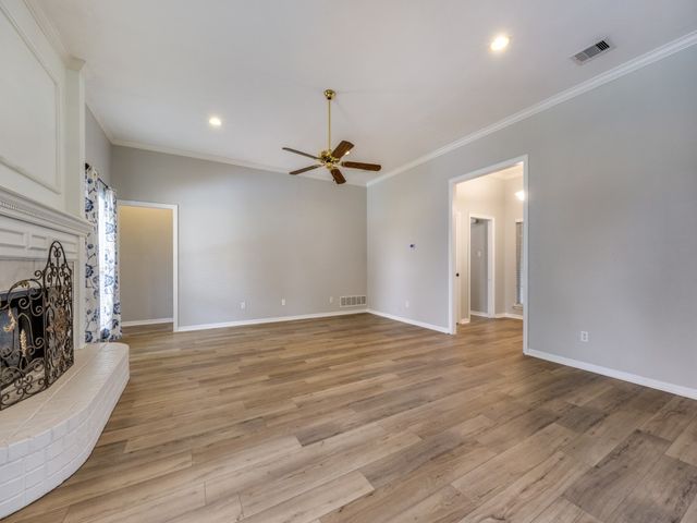 209 Schreiber Drive, Haslet, TX 76052