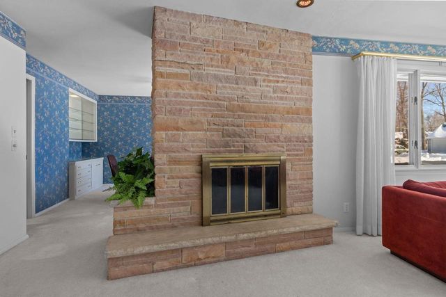 1801 N RACINE STREET, Appleton, WI 54911