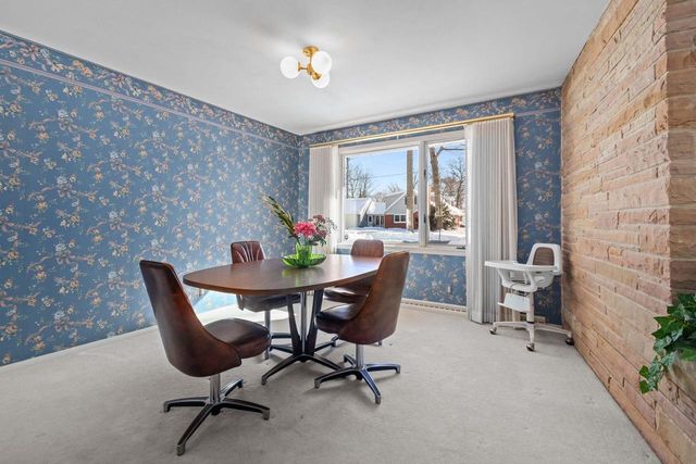 1801 N RACINE STREET, Appleton, WI 54911