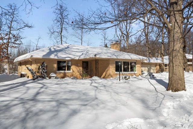 1801 N RACINE STREET, Appleton, WI 54911