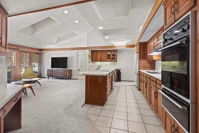 1801 N RACINE STREET, Appleton, WI 54911