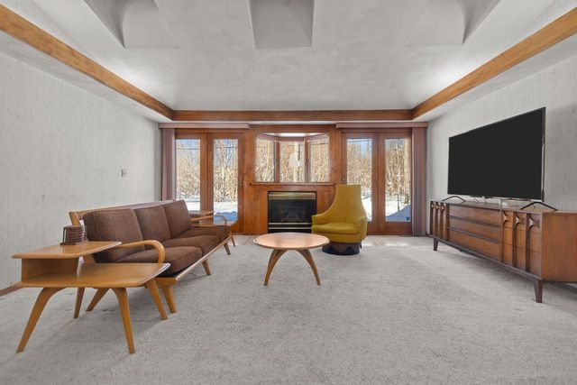 1801 N RACINE STREET, Appleton, WI 54911