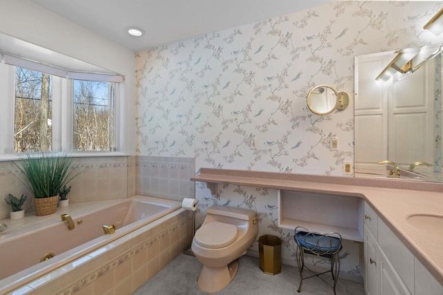 1801 N RACINE STREET, Appleton, WI 54911