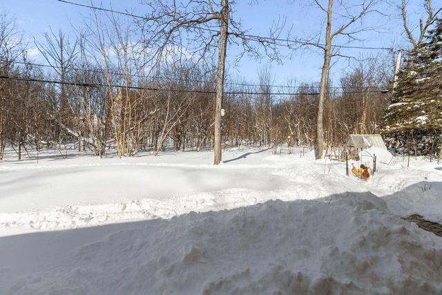 1801 N RACINE STREET, Appleton, WI 54911