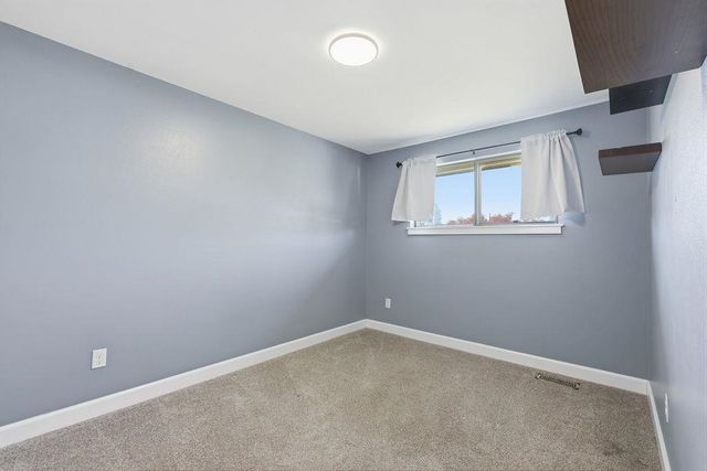 10809 E 35th Ave, Spokane Valley, WA 99206