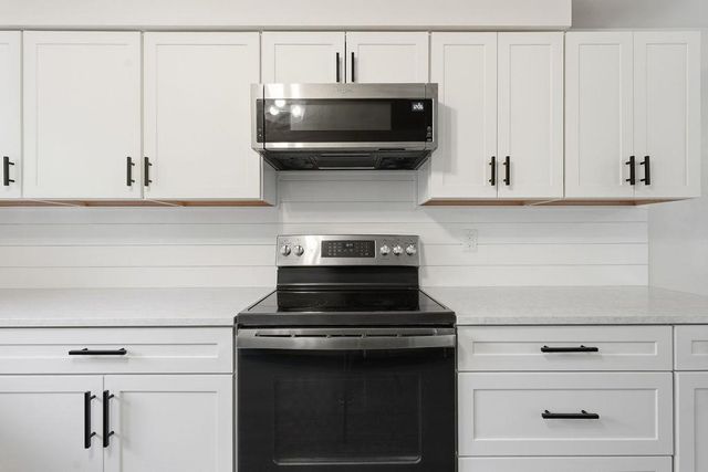 10809 E 35th Ave, Spokane Valley, WA 99206