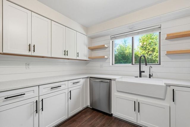 10809 E 35th Ave, Spokane Valley, WA 99206