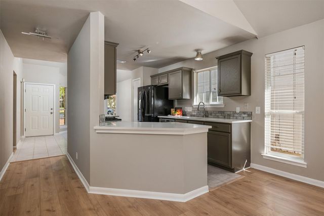 9108 Wellesley DR, Austin, TX 78754