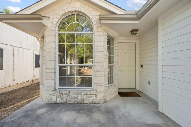 9108 Wellesley DR, Austin, TX 78754