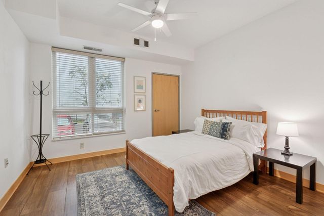 2600 University Avenue SE 105, Minneapolis, MN 55414