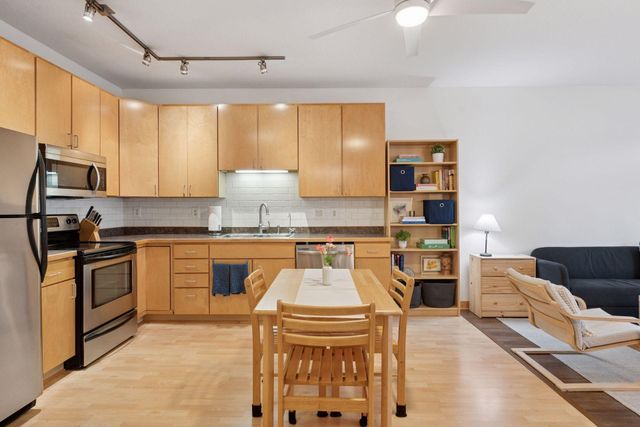 2600 University Avenue SE 105, Minneapolis, MN 55414