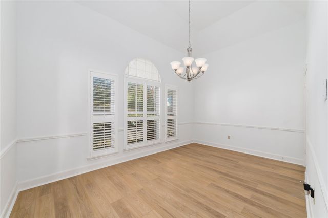 6306 Castle Lane Drive, Houston, TX 77066