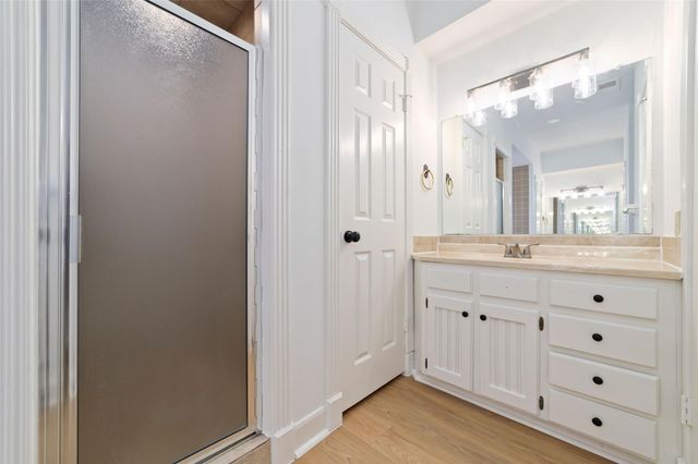 6306 Castle Lane Drive, Houston, TX 77066