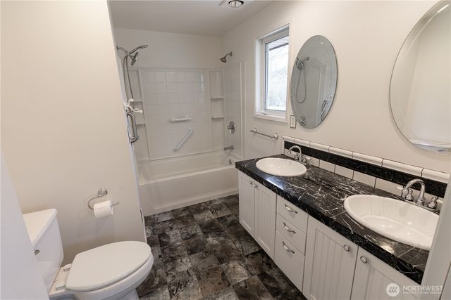 7134 Steelhead Lane, Burlington, WA 98233