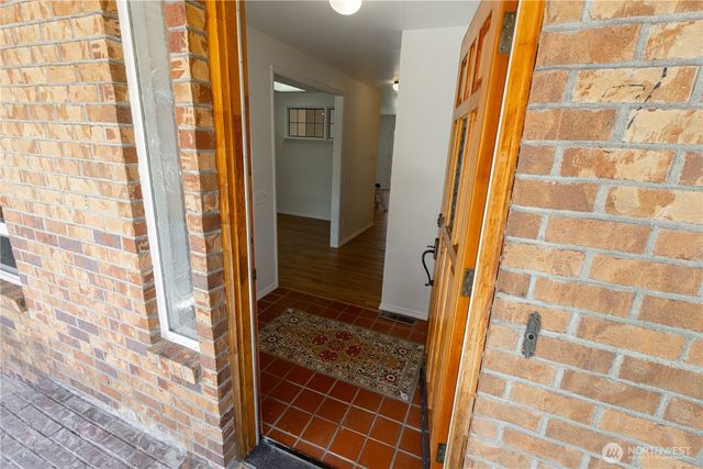 7134 Steelhead Lane, Burlington, WA 98233