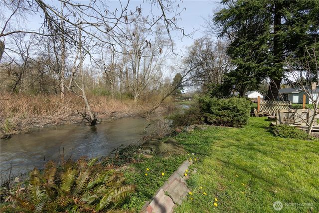 7134 Steelhead Lane, Burlington, WA 98233