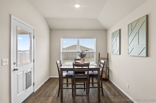 7406 E 143 Place, Collinsville, OK 74021