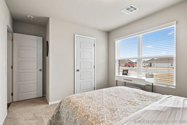 7406 E 143 Place, Collinsville, OK 74021