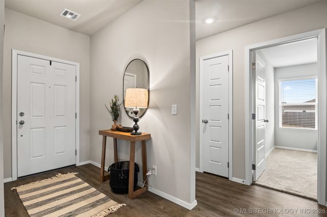 7406 E 143 Place, Collinsville, OK 74021