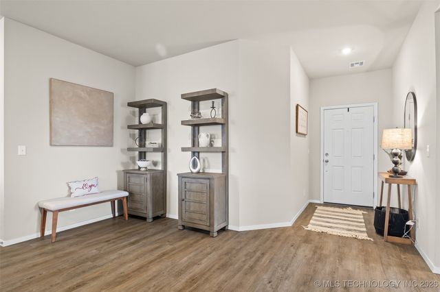 7406 E 143 Place, Collinsville, OK 74021