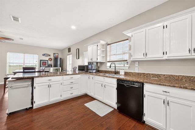 11802 Padon Road, Needville, TX 77461