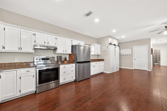 11802 Padon Road, Needville, TX 77461