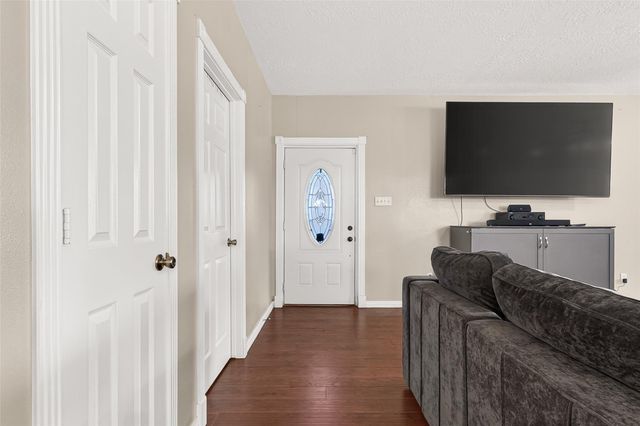 11802 Padon Road, Needville, TX 77461