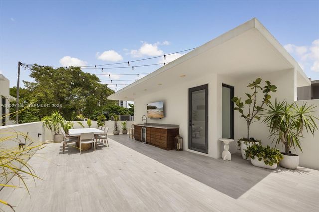 2986 Coconut Avenue, Coconut Grove, FL 33133
