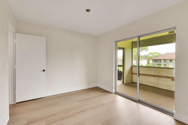6299 Chasewood Drive G, Jupiter, FL 33458