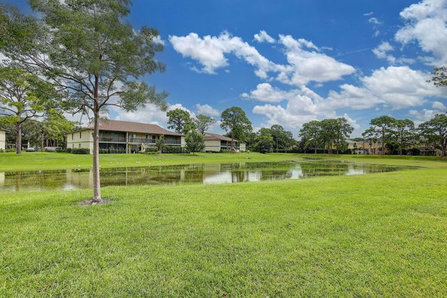 6299 Chasewood Drive G, Jupiter, FL 33458