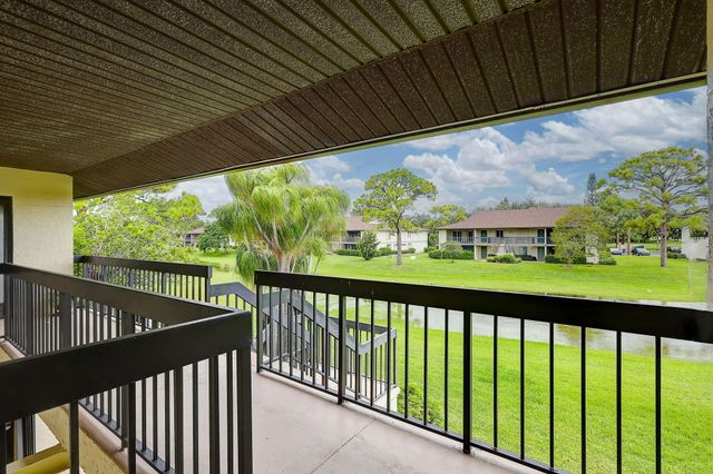 6299 Chasewood Drive G, Jupiter, FL 33458