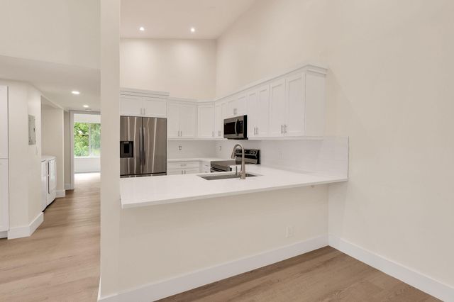 6299 Chasewood Drive G, Jupiter, FL 33458