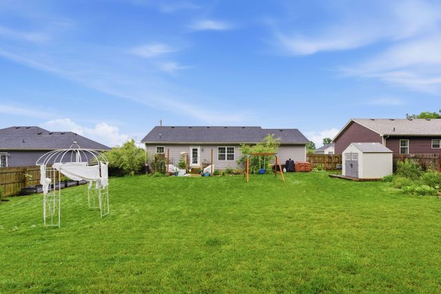 1046 Rainbow Way, Lawrenceburg, KY 40342