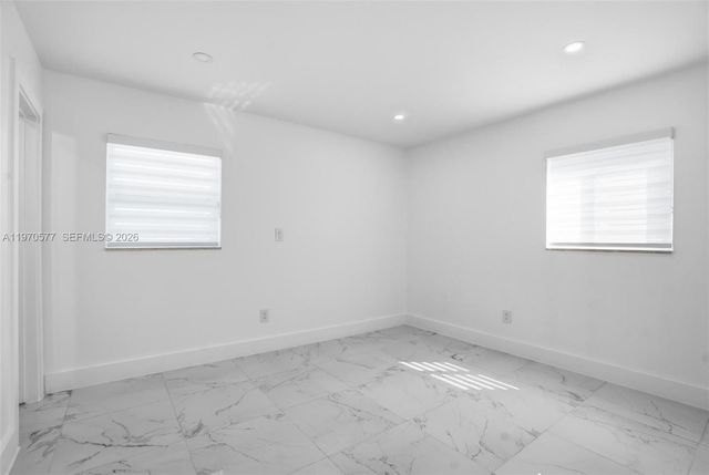 5521 SW 104th Ave, Miami, FL 33165